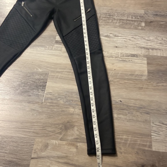 Express Motto Faux Leather - Picture 8 of 11